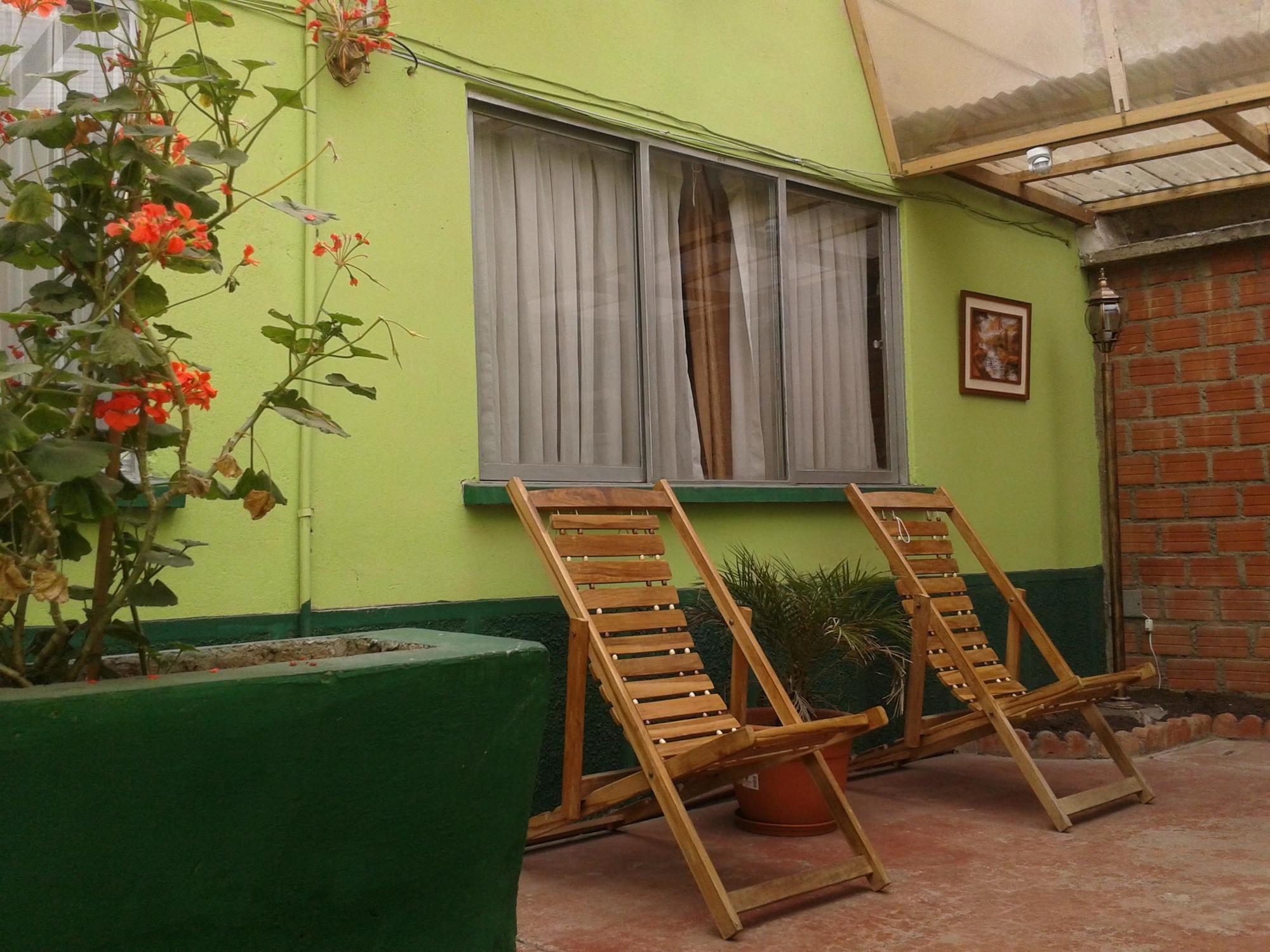 Hostal Isidoros - Terminal De Buses La Paz Exterior photo
